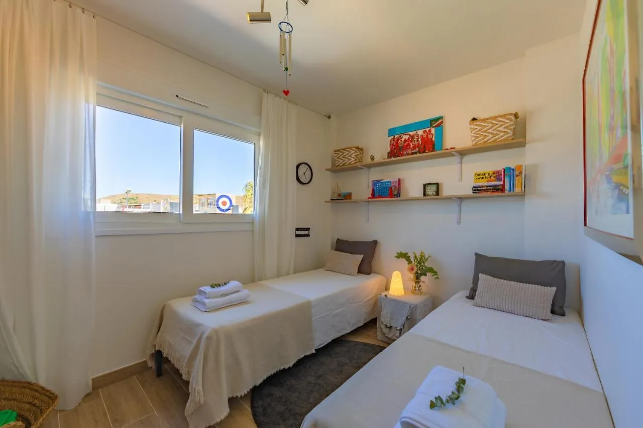 Terrace, Pool, Near Beach & Home Office Tarifa Apartment