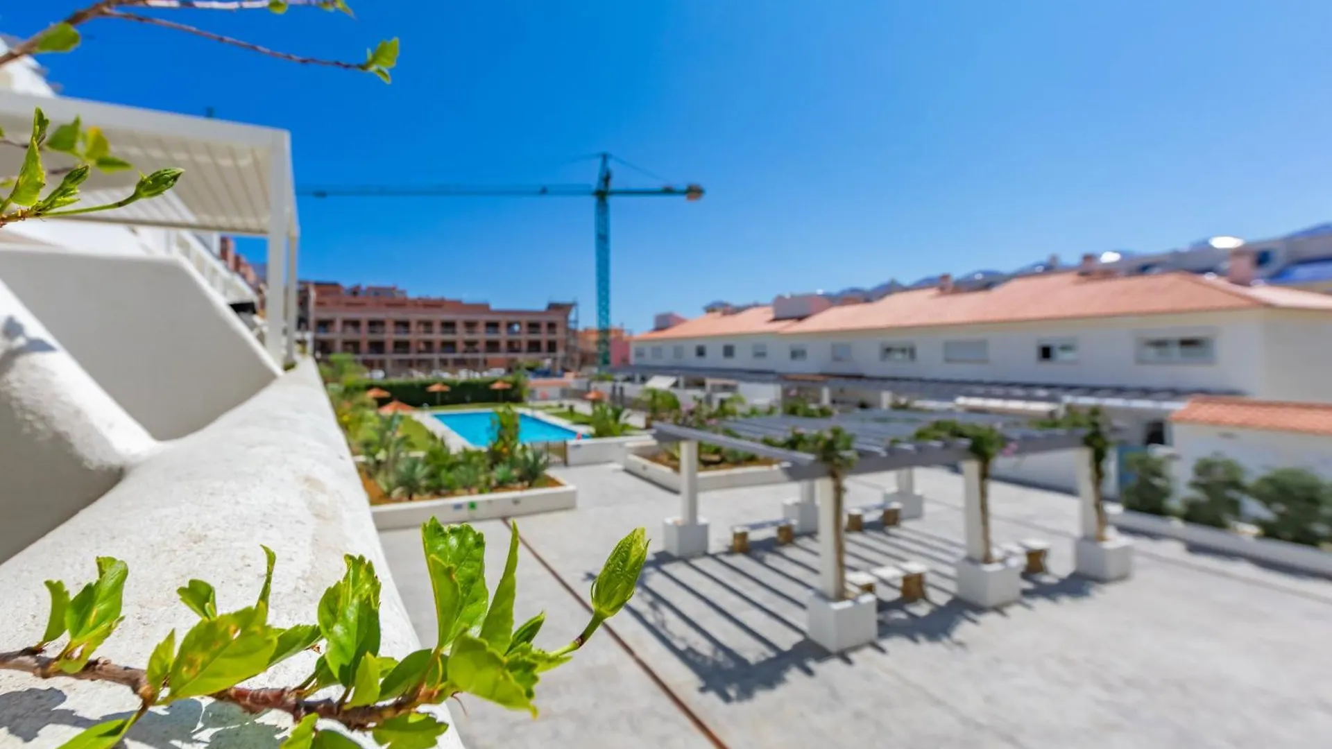 公寓 Terrace, Pool, Near Beach & Home Office 塔里法 西班牙
